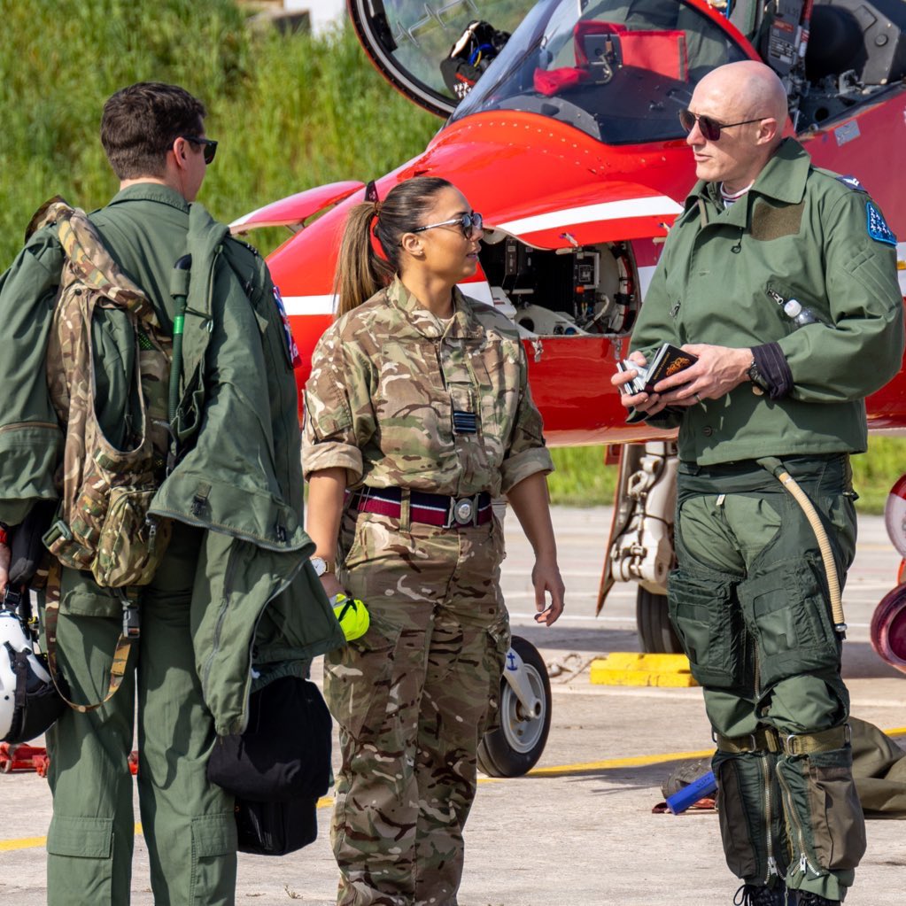 rafredarrows tweet picture