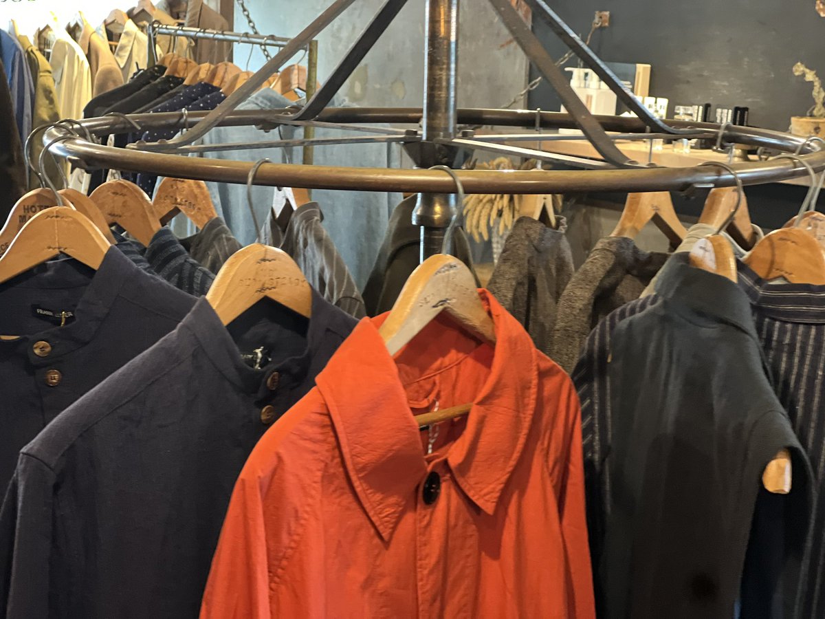 slwanstdy's tweet photo. 今日は当店メインブランドであるドイツのfrank lederがオーダー分全て入荷しました。半年に一度のお祭りです。
#frankleder
#at_slowandsteady https://t.co/T89BtkX3WB