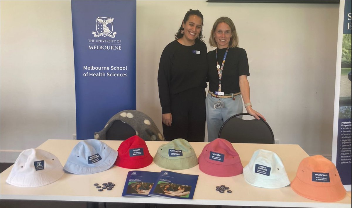 Great to see @RachelToovey and Ellie White from @PhysioUnimelb representing Melbourne School of Health Sciences at the @UniMelb Indigenous Graduate Study Expo this evening. @UniMelbMDHS