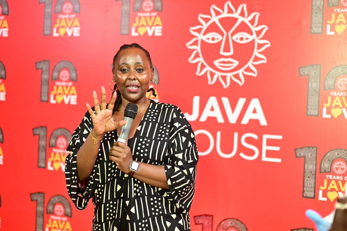 Beinomugisha_'s tweet image. Our 10th anniversary is an attestation to the collective efforts of our entire Java House family, including our dedicated team members and loyal customers. Together, we have turned dreams into reality &amp;amp; challenges into opportunities. ~Ms Priscilla Gathungu

#JAVAAt10 || #JAVALove
