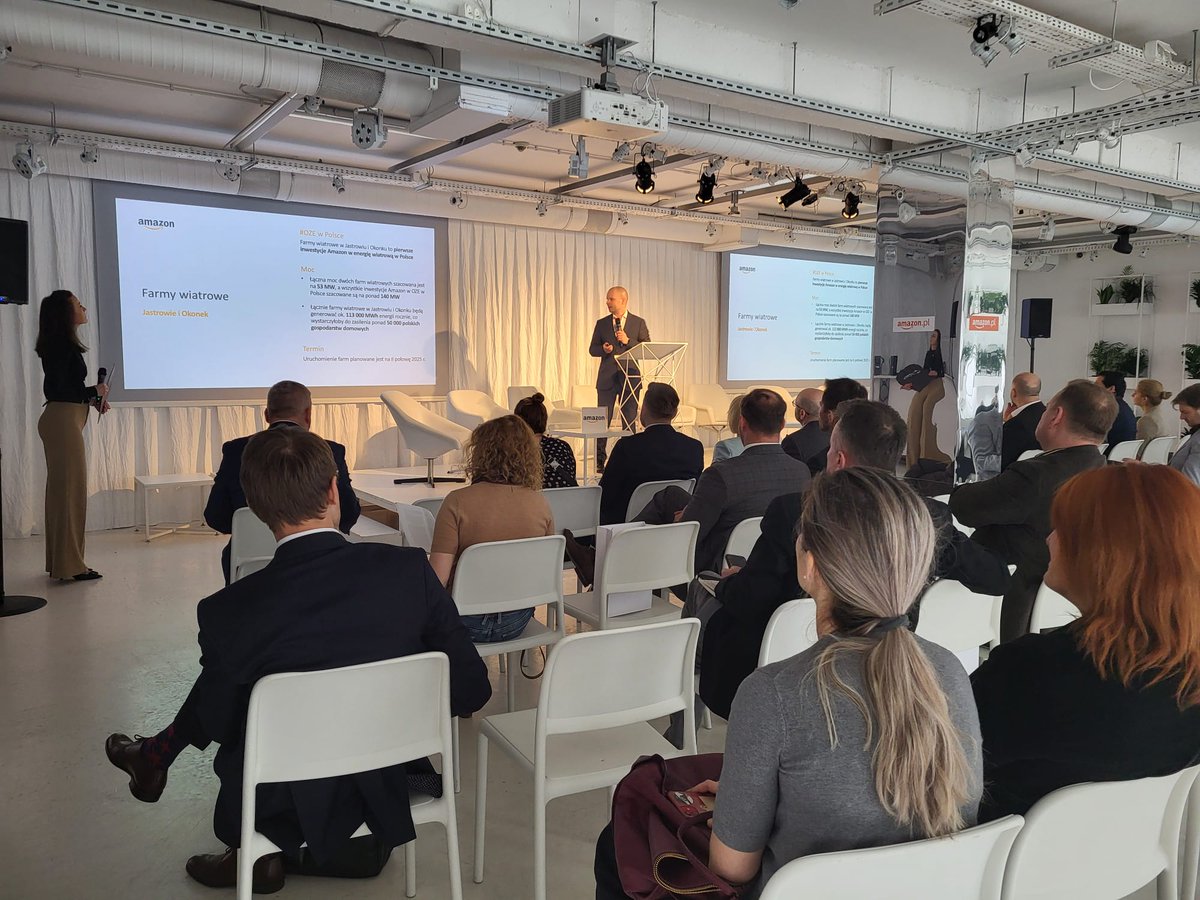 Trwa debata dot. energii z #OZE dla firm w Polsce. Eksperci debatują o możliwościach pozyskania zielonej energii i znaczeniu jej rozwoju dla Polski, biznesu oraz indywidualnych odbiorców. Eksperci Amazon zaprezentowali swoje plany związane z osiągnięciem neutralności klimatycznej
