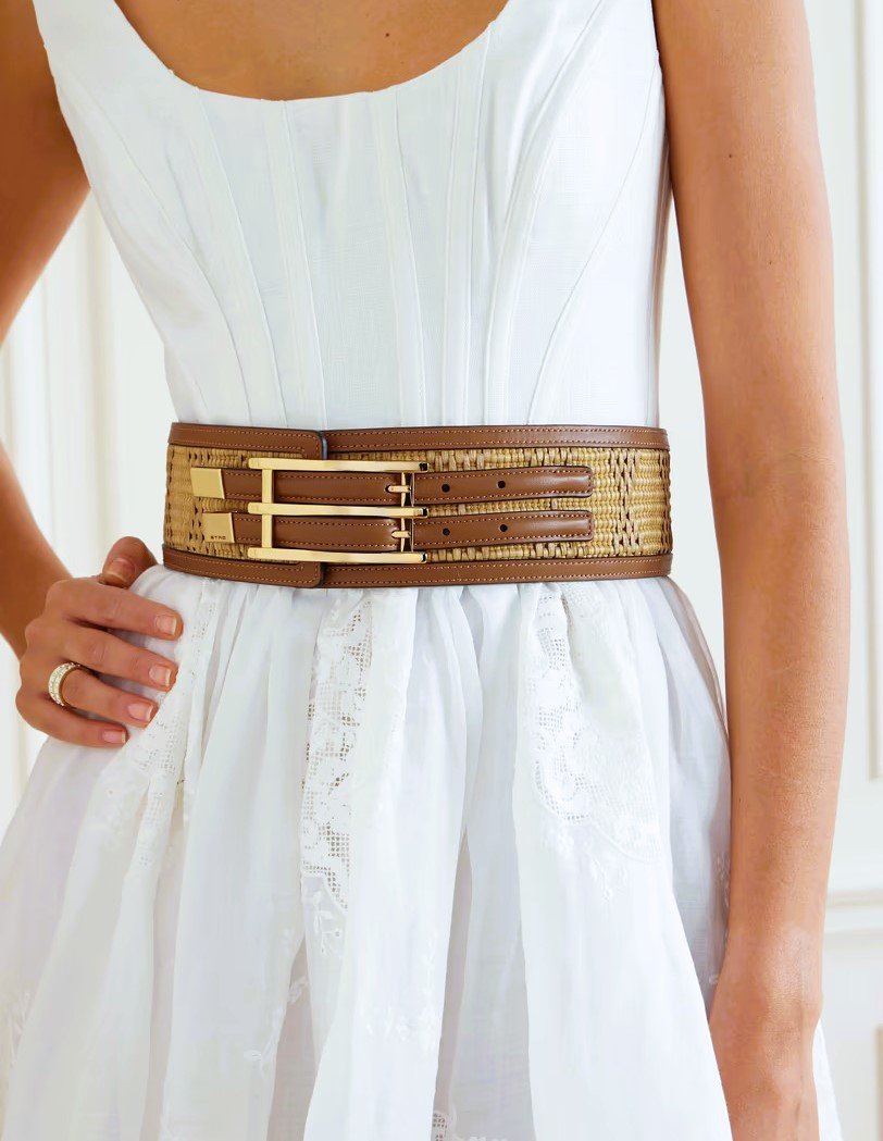 Embark on a journey of bohemian allure with Etro's Leather-Trimmed Raffia Waist Belt – a testament to Italian craftsmanship and free-spirited style.
#EtroBelt #BohoChicStyle #RaffiaMastery #ItalianCraftsmanship #ArtisticElegance #womenaccessories #womensaccessories