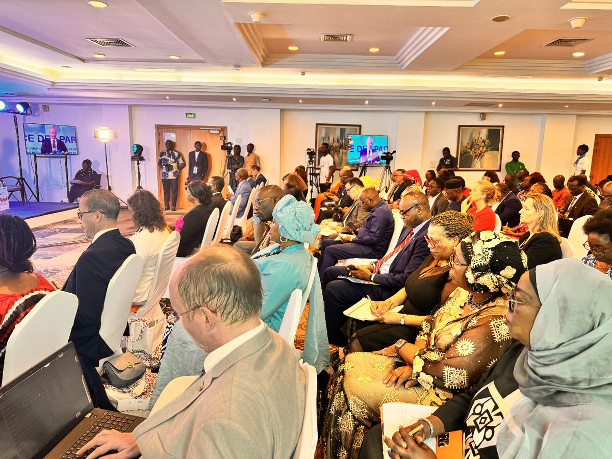 CARMMAfrica's tweet photo. Mushoka French Fund Partners conference will address the issues &amp; challenges of #CSU for mothers, children, adolescents &amp; young people, as well as the resilience of health systems in @ffmuskoka countries.

LIVE ON👇
https://t.co/GFbUsNG6MV

#CARMMAPlus #ConférencedesPartenaires https://t.co/quSzbJOcwZ