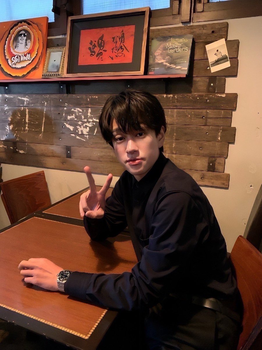 yakusoku_drama's tweet photo. ＼#約束16年目の真実 第2話「秘密」／
✨明日よる11時59分放送✨

ドラマ中は胸の内が見えない、
ミステリアスな香坂（#横山裕）…

香坂が抱えている秘密とは何なのか──？
第2話で、その一部が……？👀

／
第2話を直前に控え……
まだ間に合う💡第1話TVerで配信中🚨
➡️https://t.co/cPxvuforgs
＼ https://t.co/1ojz2Zffki