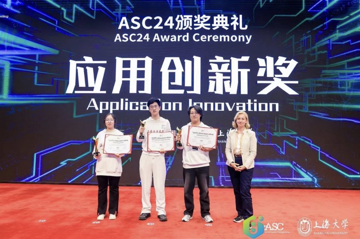 #Beihang Supercomputing Team Wins ASC24 Trophies🏆 The supercomputing team from Beihang University clinched the First Prize and the Application Innovation Award at the 2024 ASC Student Supercomputer Challenge (ASC24) final on April 13.