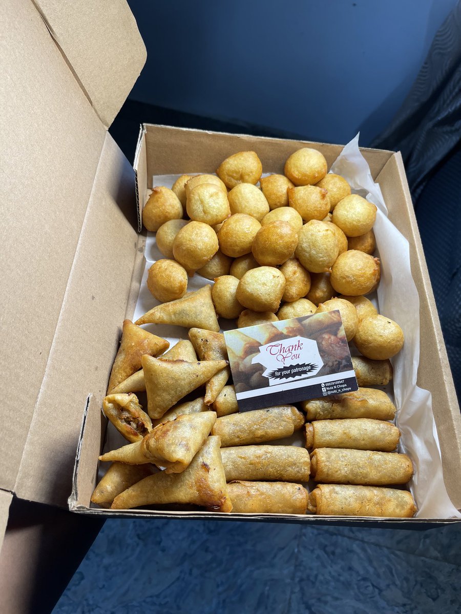 Good Morning fam

Are you looking for a box to enjoy without any protein?

This box contains

Samosa
Springroll 
Puff puff

Look no further ☺️

We have some amazing boxes for you to order from

Call/whatsapp-08039108947
Location-Abule Egba,Lagos.