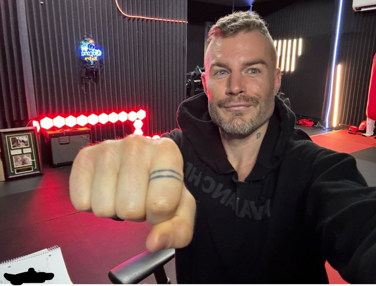 ZssBecker's tweet image. 3am. Wed.

This will guarantee you get rich. (leave a like if you like these type of post)

Are you intimidated by what you are trying to do today, this week, this month, this year.

Is what your trying to do something you CURRENTLY cannot do.

If you can get up and easily do…