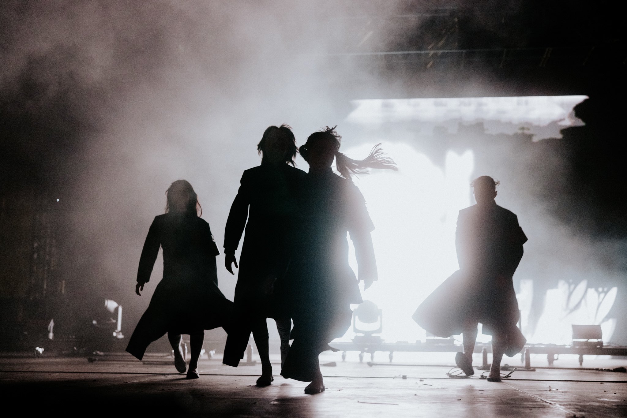 GLWafU9acAAyEMn?format=jpg&name=large