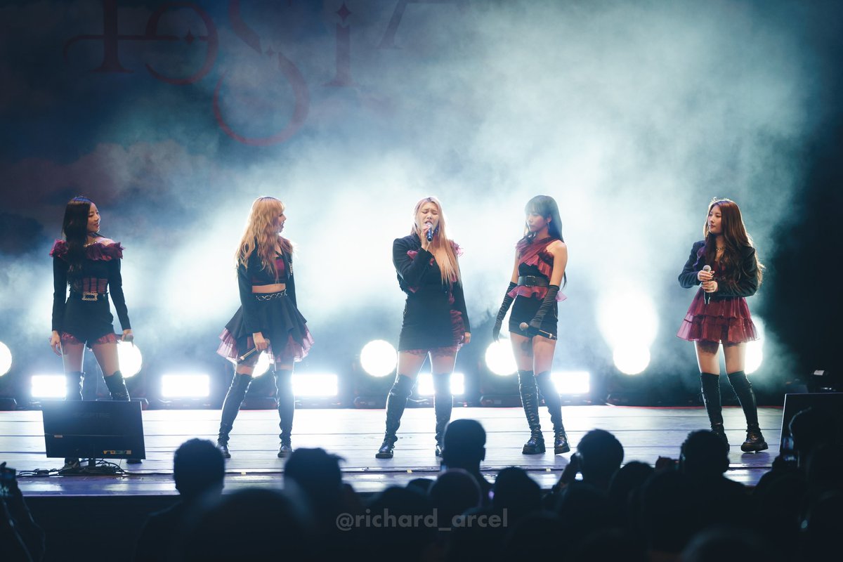 richard_arcel's tweet photo. Can’t wait for the summer. @LeoPresents and @RBW_PURPLEKISS are cooking another tour! #PURPLEKISSTOUR https://t.co/tUKJkI6Fua