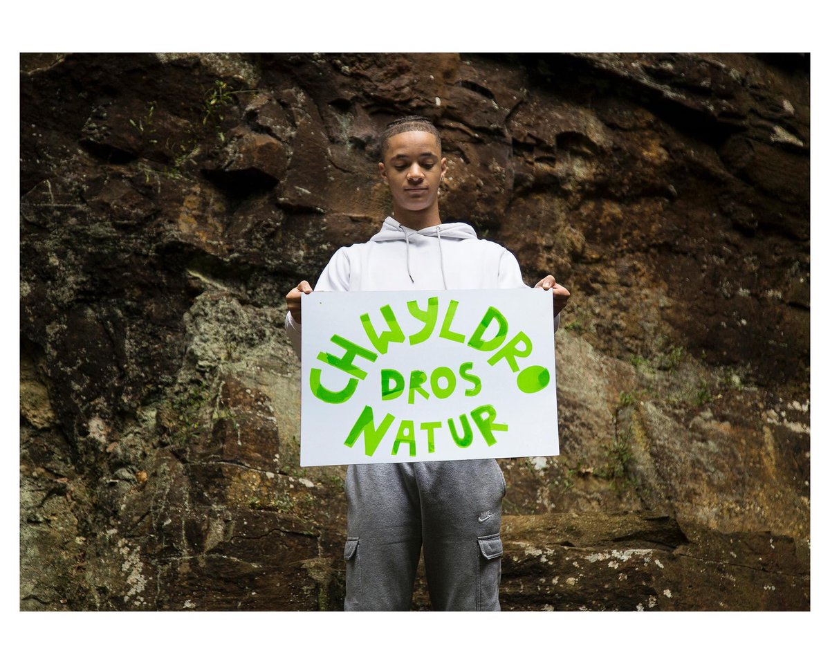 Another photograph from the <a href="/NaturePonty/">NATURponty</a> project that culminated in an exhibition at Canolfan Calon Taf in the glass house earlier this year. 

It was a great privilege to photograph members of the NATURponty Youth Forum.
Artist and director, Catrin Doyle
Model: Kai Easter