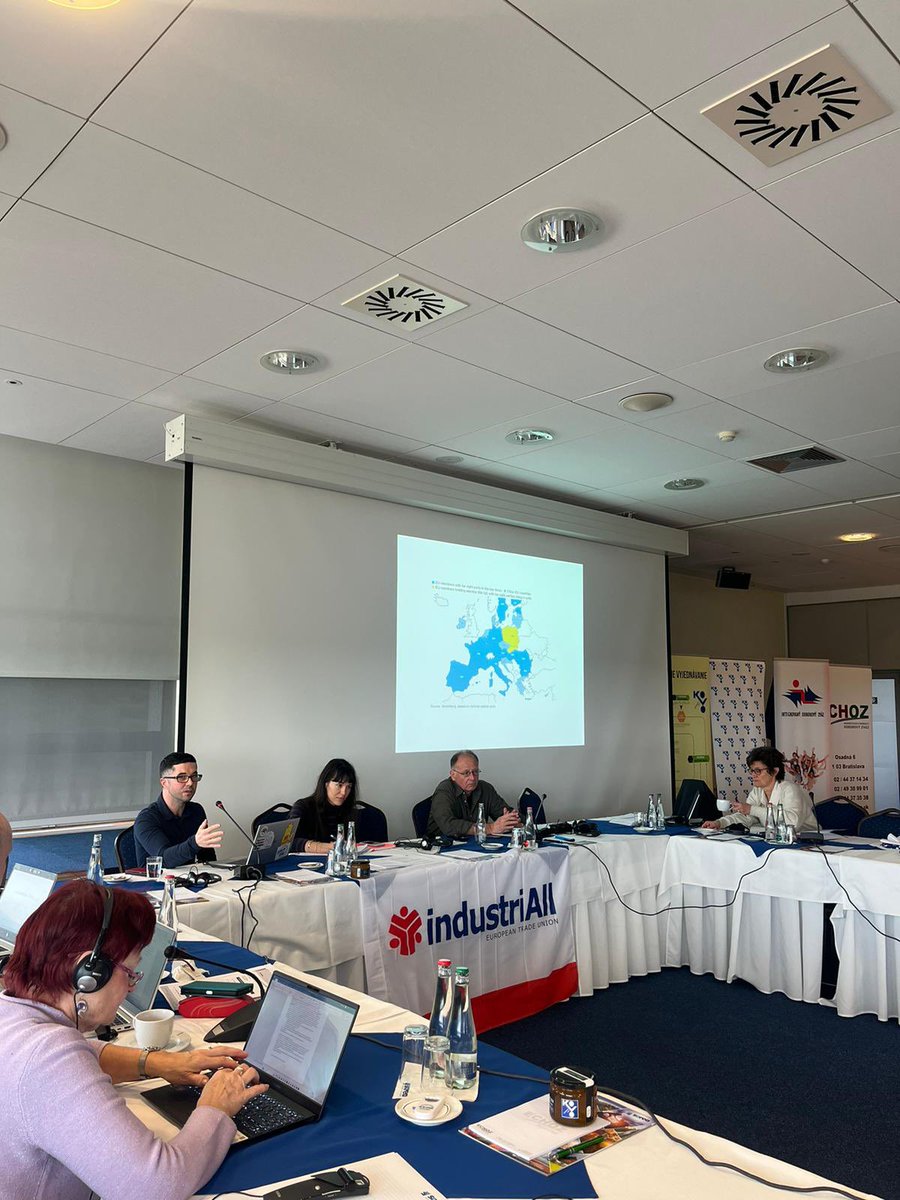 👨‍🏭👷🏼‍♂️Good Industrial Jobs Campaign 👨🏻‍🔧👩🏾‍🔧presented by @IsabelleBarthes at our CBSP in Bratislava. This year‘s EU elections are taking place in a very heated context with the far right threatening to gain ground. As trade unions, we must come together and fight this worrying