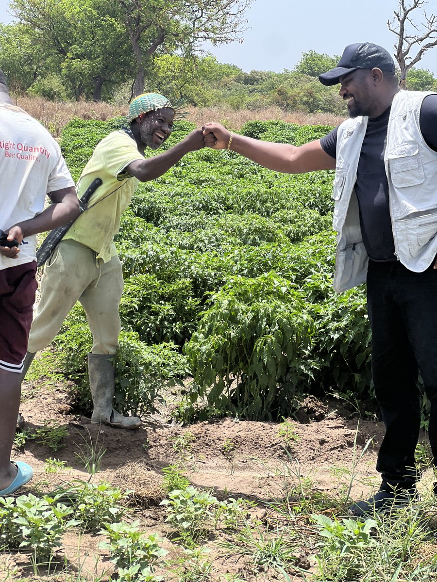 johndumelo tweet picture