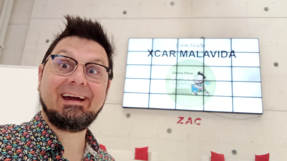 tebeosmalavida's tweet photo. Hoy me voy a pegar toda la mañana dibujando con la chavalería en Zaragoza Activa con motivo del evento #Creactivate 
¡Viva la chavalería! ¡Viva los tebeos! https://t.co/p2gxyde6Vw