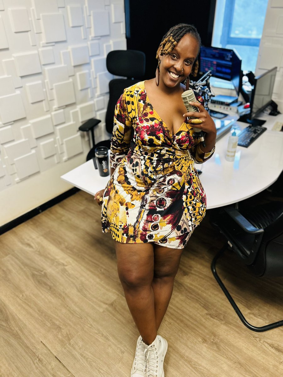 Alexa play perfect combi by @IamKingPromise @BrendaObath is ready to spice up your day 🥵🔥🔥 as you can see 😍😍 with a fire playlist and amazing conversations so tune in 📻 #BrendaOnClassic