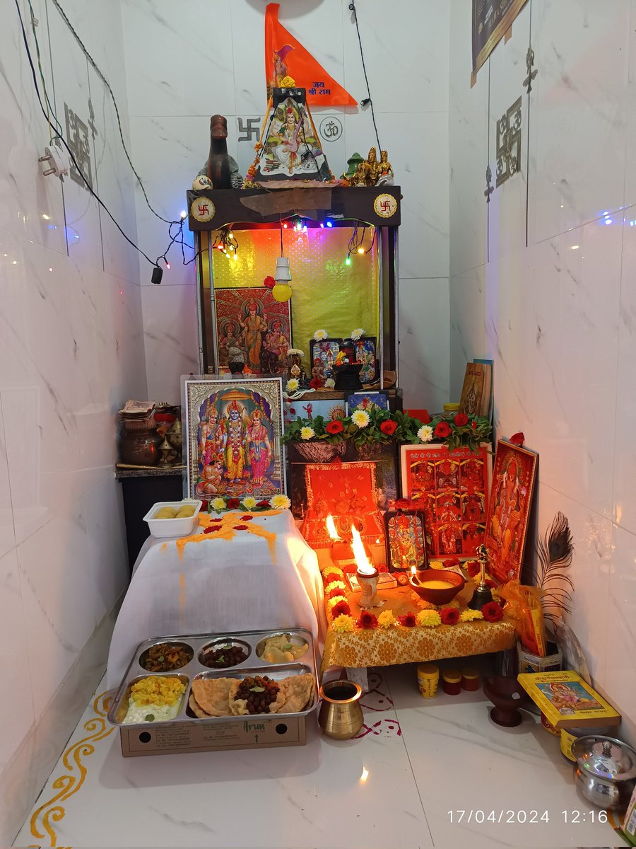 aabhinagar's tweet photo. होइहि सोइ जो राम रचि राखा।
को करि तर्क बढ़ावै साखा ॥

भारत के प्राण, सनातन जगत की सकल आस्था के केंद्र, हमारे आराध्य, मर्यादा पुरुषोत्तम भगवान श्री राम के पावन अवतरण दिवस 'श्री राम नवमी' की हार्दिक बधाई एवं शुभकामनाएं!

जय-जय श्री राम! https://t.co/TeoKR45ywQ