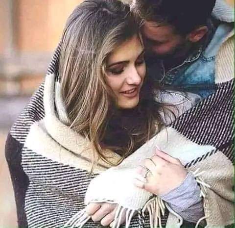 samren786's tweet photo. کوٸی مجھ سے میری زندگی کے خوبصوت لمحات
کا پوچھے گا تو میں تم سے ملاقات کے قصے سناٶں گی

🙈🙊

،،،،🖤 https://t.co/JuQB3u89YU