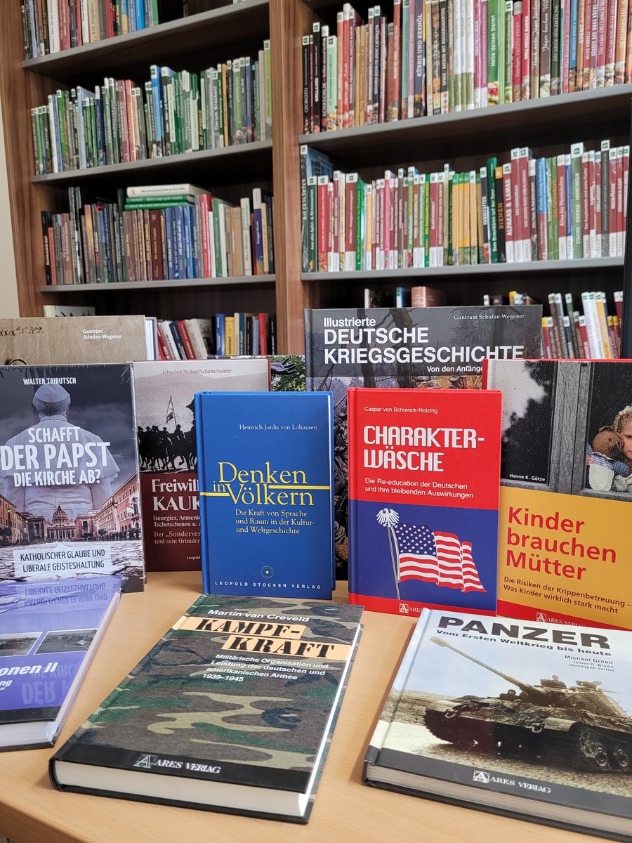 Ares_Verlag's tweet photo. Jubiläum: 20 Jahre Ares Verlag – 138 Autoren – 194 Bücher
https://t.co/MpX4jOxPJJ
Lassen Sie sich herausfordern!
#Ares #Verlag #Zeitgeschichte #Politik #Militaria #Ideengeschichte #Geheimdienst https://t.co/LHsez4XGQp