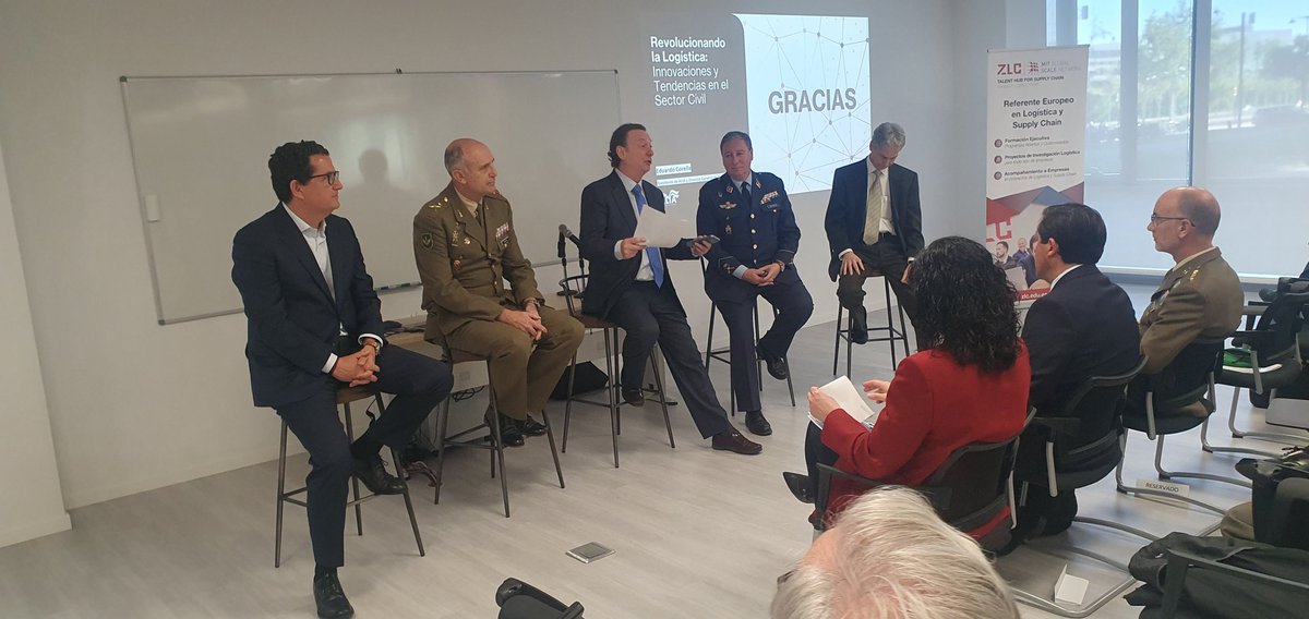 Aeropuerto de Teruel, vuela la innovación tweet media