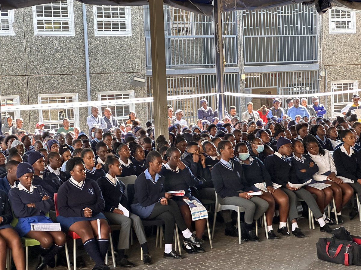 Minister Motshekga @DBE_SA with @matomekopano and @IECSouthAfrica CEO Sy Mamabolo with learners at Alexandra High School