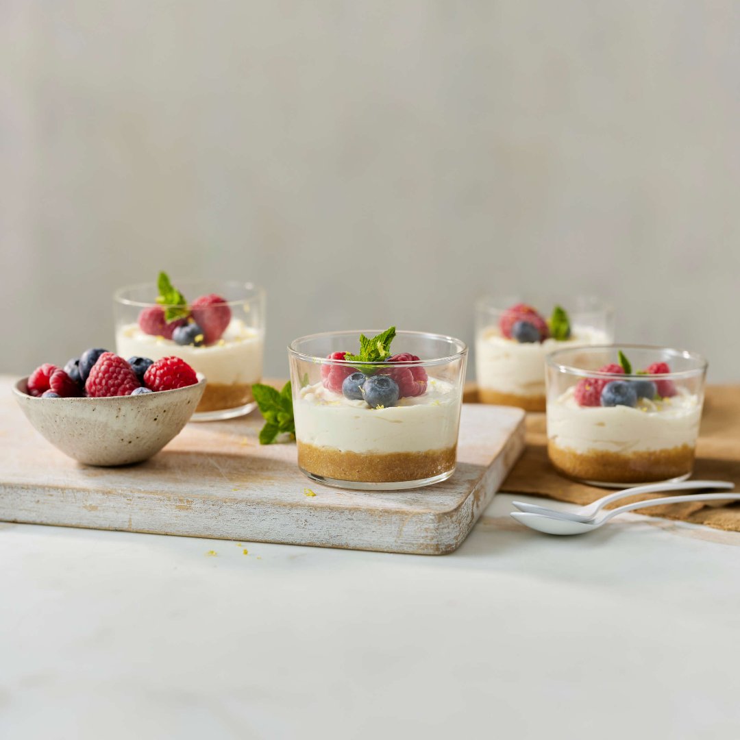 How to improve on the classic, creamy #cheesecake? Make a mini version spr.ly/6016b8QDr