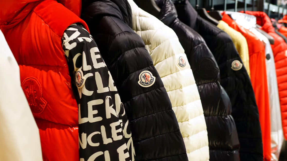 Looking for a new role in fashion? Moncler, Turnbull & Asser, Casablanca, Apparatus and more are hiring: Moncler: bof.visitlink.me/zVL4op Turnbull & Asser: bof.visitlink.me/Bf7Qhf Casablanca: bof.visitlink.me/K9BZkR Apparatus: bof.visitlink.me/NypptB #Careers