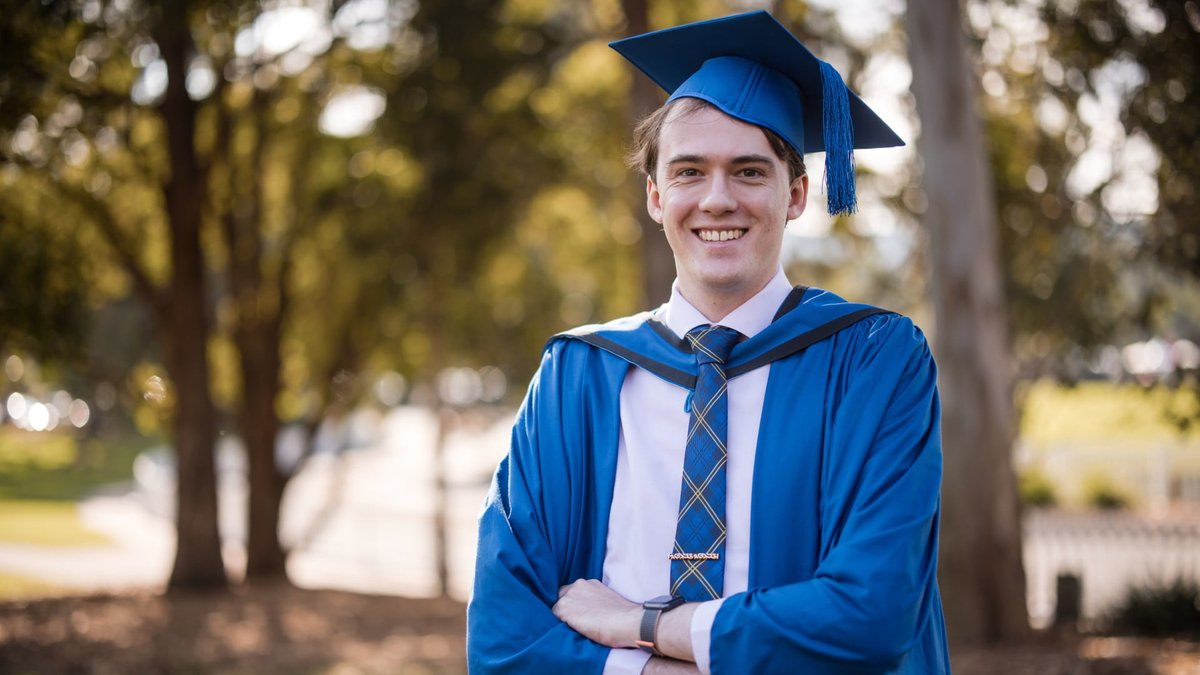 Congratulations to #UOW graduate Jackson Cocks who was named recipient of the Chancellor Robert Hope Memorial Prize, the University’s most prestigious honour for students at his graduation this week. 🎓👉 bit.ly/3Q6wGaO #UOWGrad2024