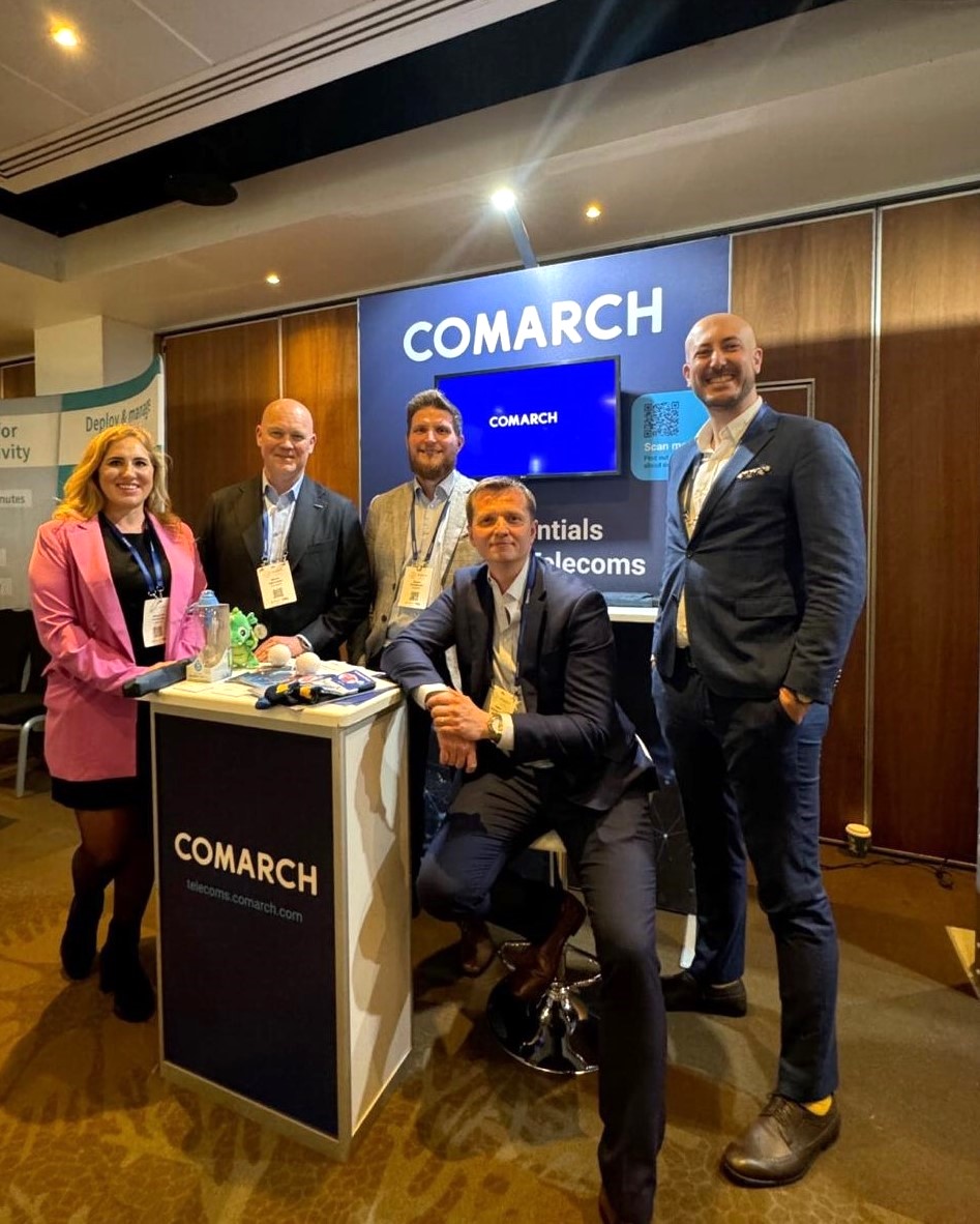 Day 2 of @FuturenetW in London has begun. 🚀 You can still find us at the Comarch stand, where insightful discussions on the latest networking solutions take place. Make sure to pay us a visit – our team is excited to exchange ideas with you!