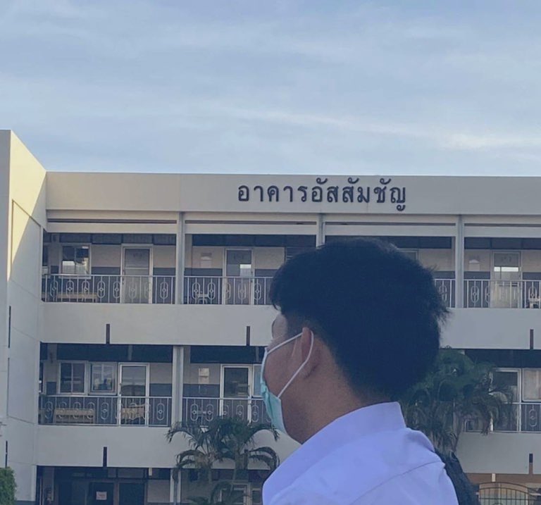 Meanwhile2006's tweet image. 