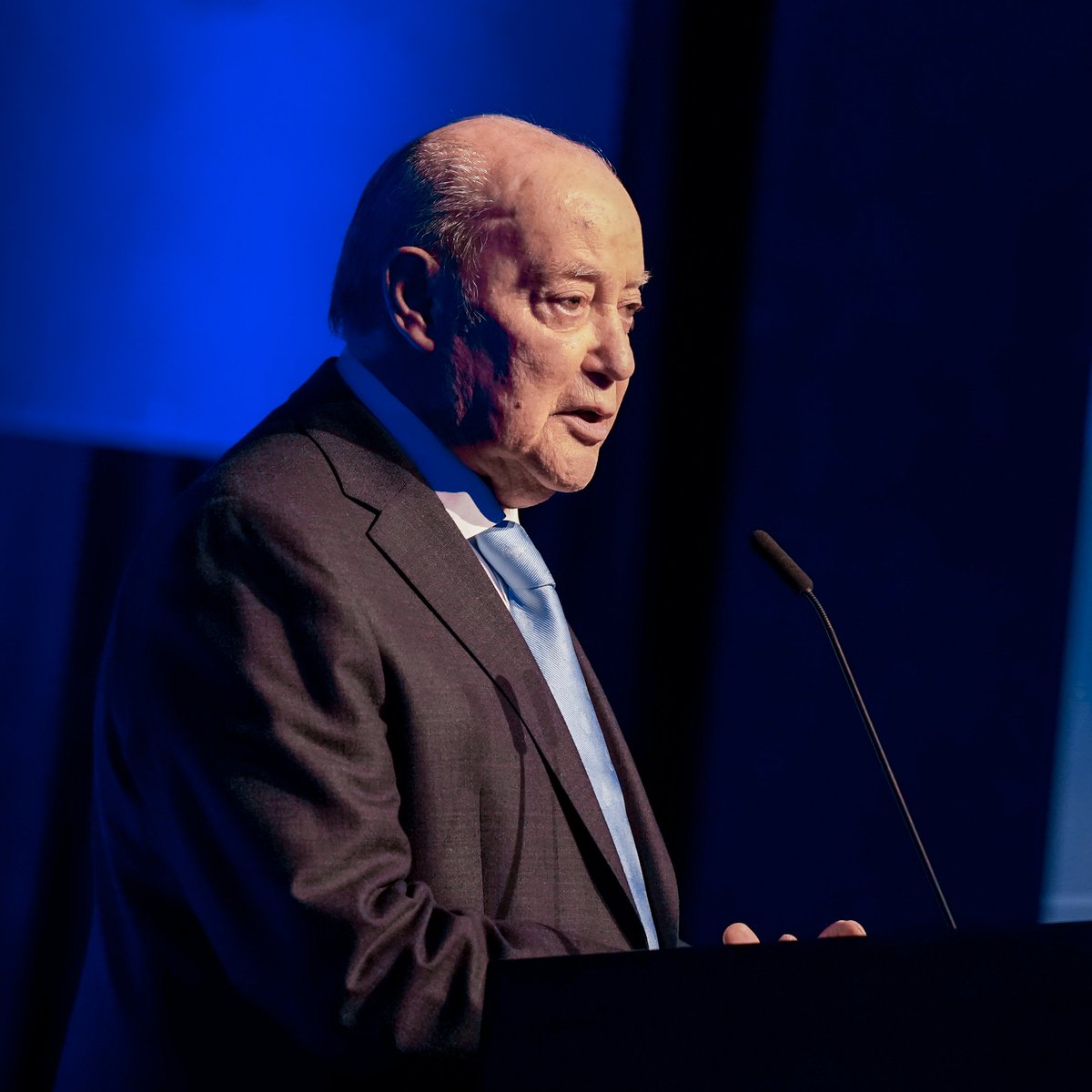 FCPorto's tweet photo. 17 de abril de 1982 🗓 #Nestedia, há 42 anos, Jorge Nuno Pinto da Costa foi eleito Presidente do FC Porto 💙 

#ImortaisPorDireito https://t.co/UNUWfPiAdY
