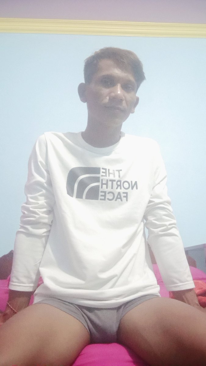 UsjJsus82816's tweet photo. ចុយក្មេងអាយុ20ហើយមិញមានវិដេអូបផមក្តនិងចុយ https://t.co/6j9jOqRWbb