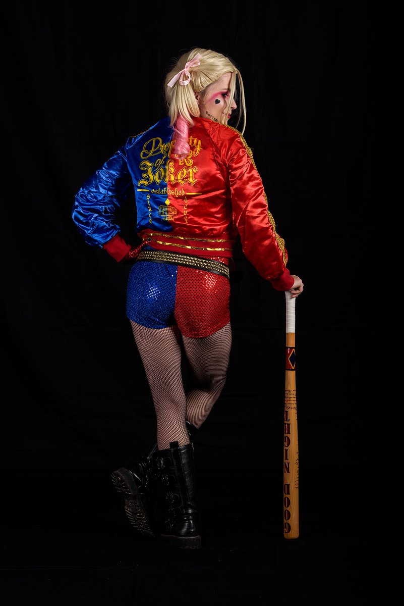 MerchierSonya's tweet photo. Harley Quinn, Suicide Squad (2016), a photostudio https://t.co/feOHUGsCha