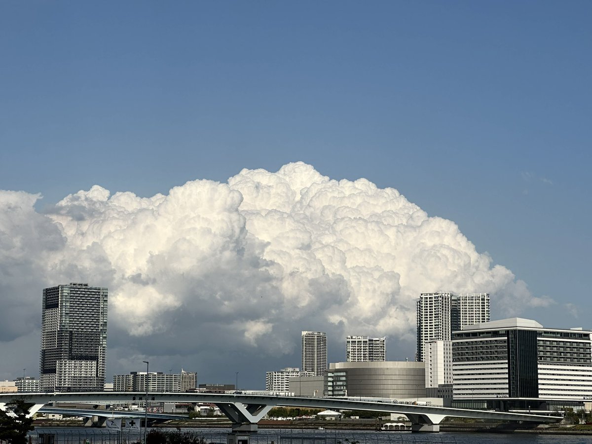 夏が来たような…👀☁️