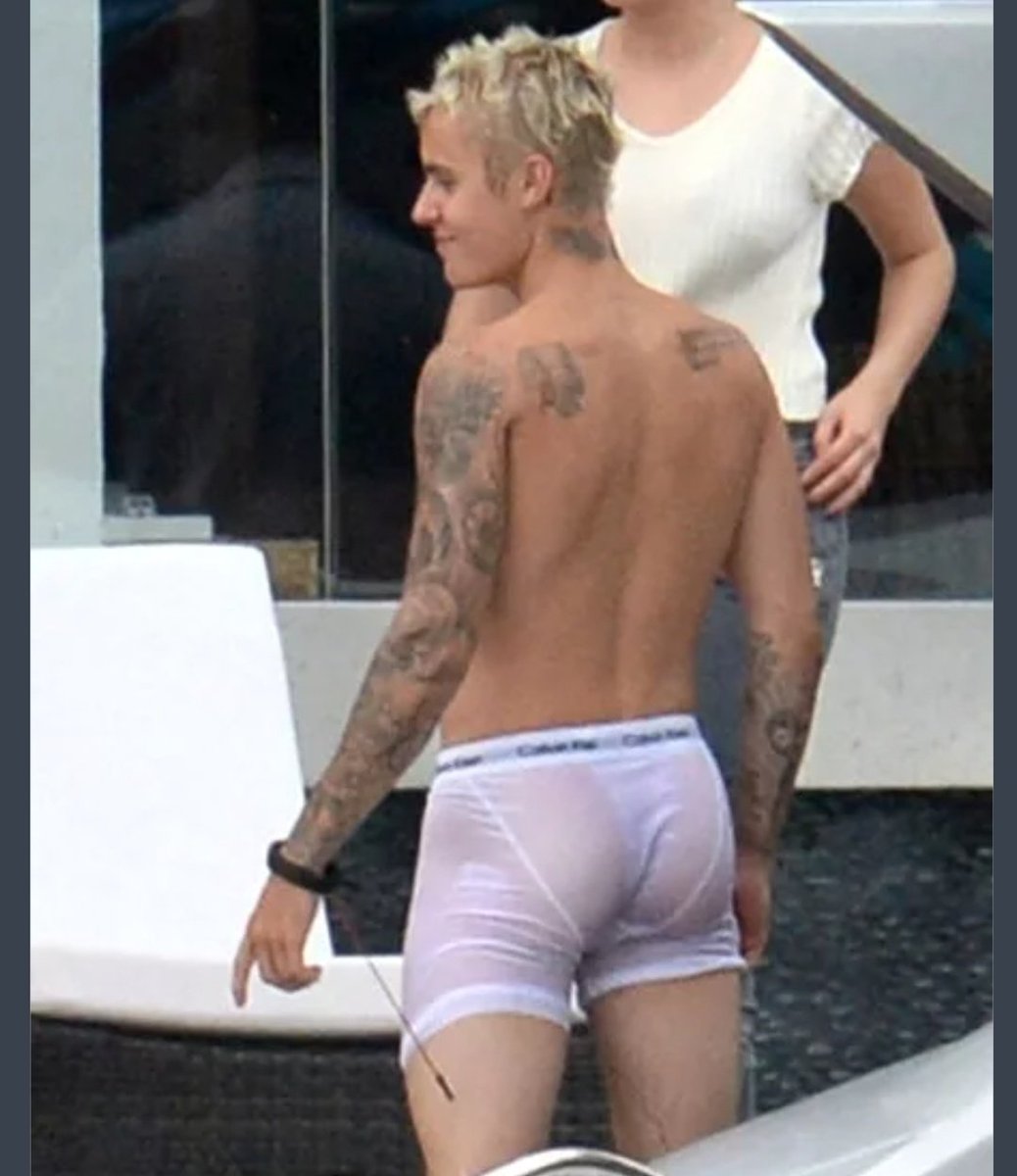 Tv_kurcinee's tweet photo. Justin Bieber sexy ass and dick 🔥
Rt.

#justinbiebernaked #justinbieber #nakedfamous #justinass #bieberdick #dickpick #bigdick #bluge #onlyfans #viral #hotbody #nakedbody #sexyass #hotunderwear https://t.co/pEweTnrytQ
