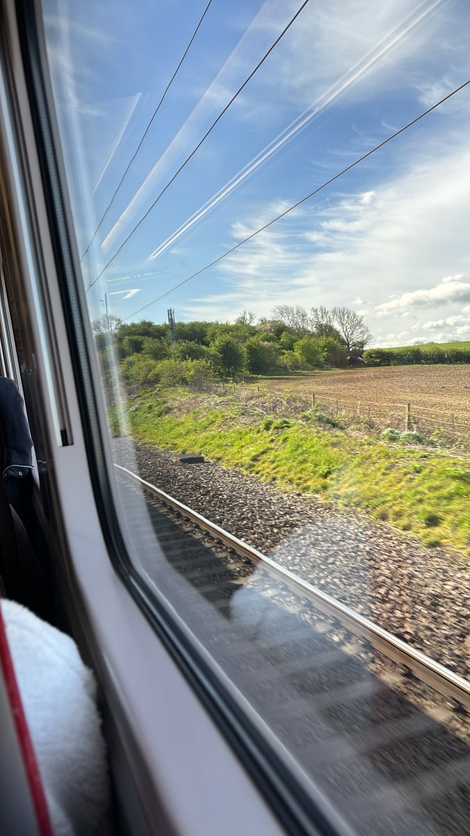 JMidwood_MBA's tweet photo. On my way to the @runningindustry RIA Spring Gathering.   Looking forward to getting together and chatting about what 2024 holds for the industry.  

#RIA #RunningIndustry #RunningCommunity #B2B #Running #Business #Networking https://t.co/GHml5CtYiH