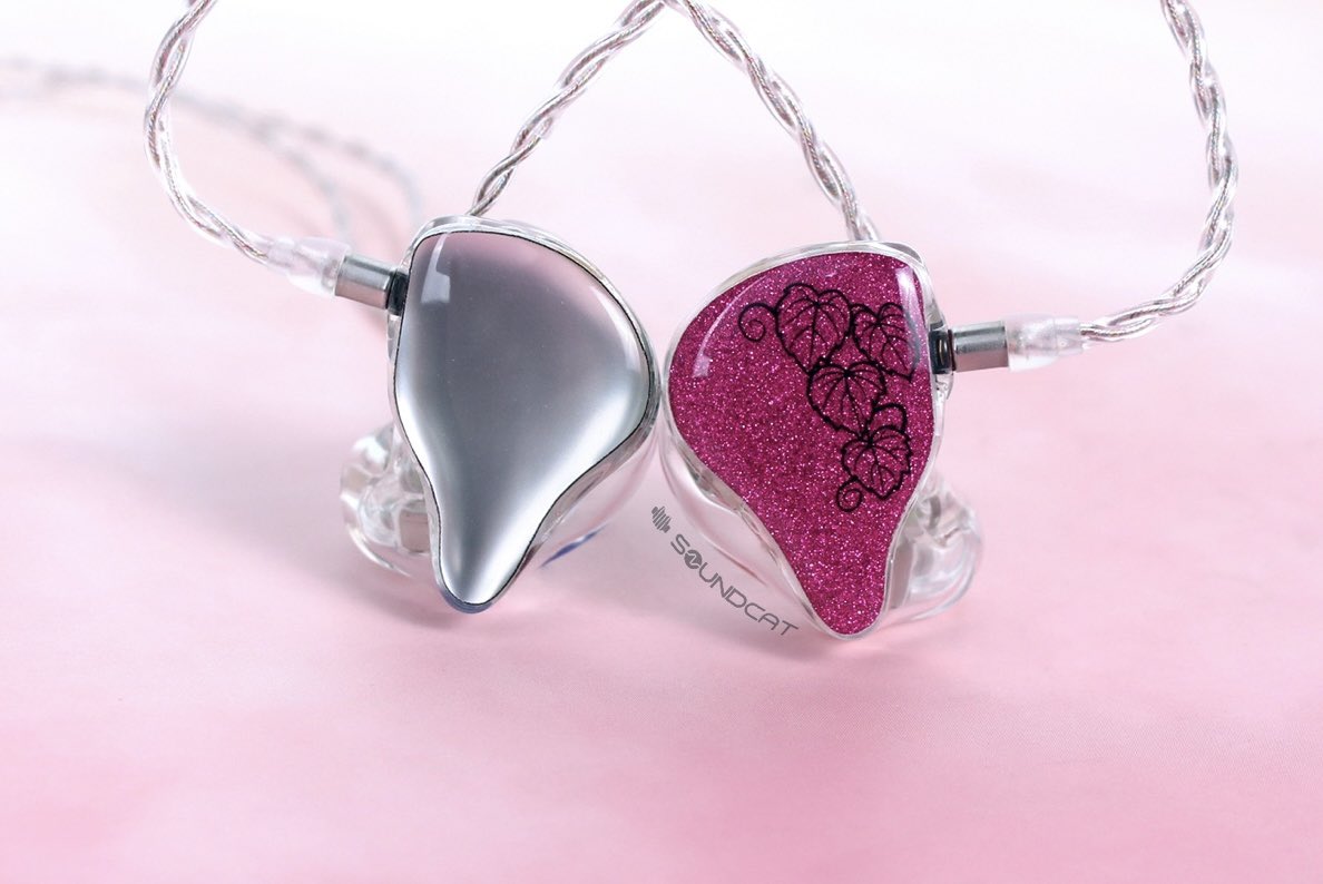 𝘾𝙐𝙎𝙏𝙊𝙈 𝙄𝙉-𝙀𝘼𝙍 𝙎𝙐𝙋𝙋𝙊𝙍𝙏 𝙁𝙊𝙍 𝙒𝙊𝙊𝙅𝙐
-

무대에서 빛나는 우주를 위해
인이어 서포트를 준비했습니다💖

직접 청음 후 모델부터 디자인까지 모두
우주의 의견을 121% 반영하여 제작되었습니다!

멋있는 무대 많이 기대할게💖

#블리처스 #BLITZERS #우주 #WOOJU