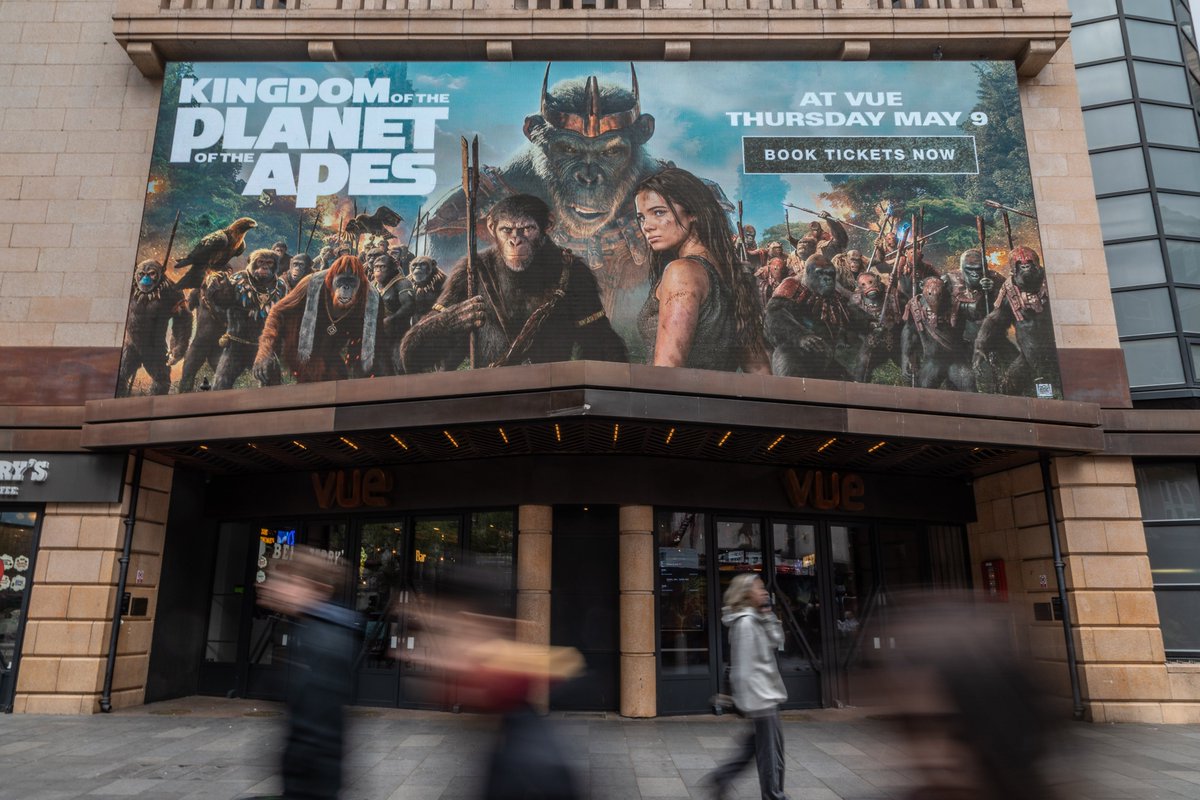 'Kingdom of the Planet of the Apes - At Vue Thursday May 9' . @ApesMovies . @OceanOutdoorUK . #ooh #outofhome #advertising #oohmedia #oohadvertising #advertisingphotography