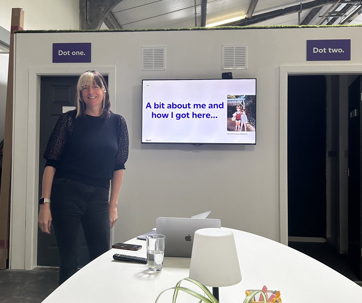 This morning, the team enjoyed a brilliant BABs (Briefings at Breakfast) session led by our Head of Comms, Anna! Anna told the team all about her exciting career - from music and art to events and public relations, she’s truly done it all. 🤩 Thanks Anna! 💜