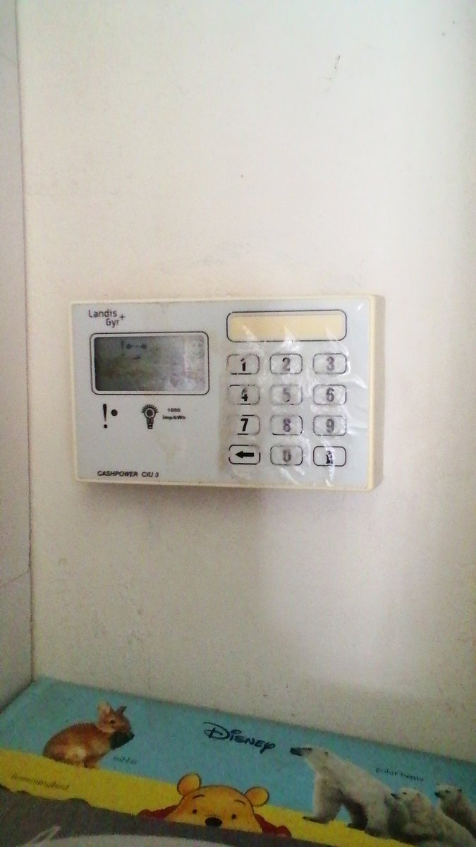 leratoliralempe's tweet image. I&apos;m definitely buying electricity
#LoveFNB
#FNBApp