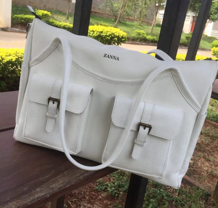 ZannaLeather's tweet photo. Because parehoood should not cramp your style. Meet Zanna Leather's diaper bag. Keep your baby essentials in one place
#parentinggame
#diaperduty
#mumslife
#Leathermums
#YvonneOkwara
#Mpesa
#Equity https://t.co/iXdbio0v0N