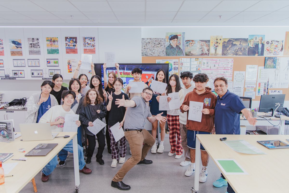 Cartoonist and comics educator Matt Smith @SmithvsSmith visited AISG recently as a part of our Speaker Series program, teaching our students and caregivers all about the art of comics and creative self-expression: tinyurl.com/4k36pt3f
#aisgz #ramnation #speakerseries