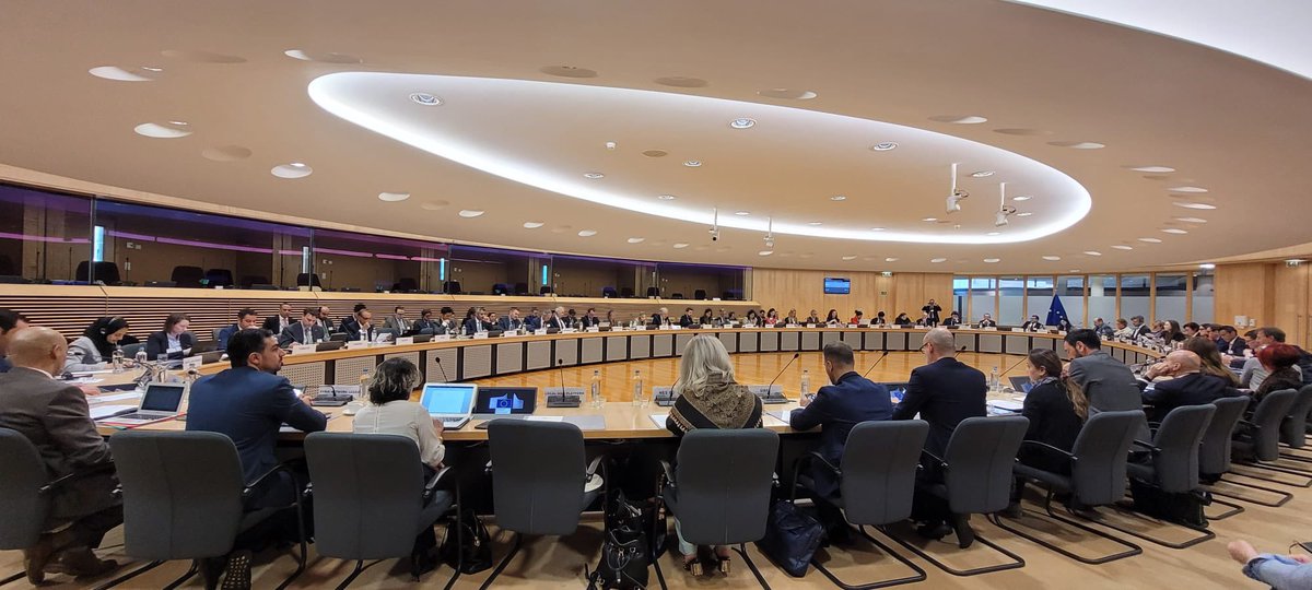 AndreasPapacon3's tweet photo. Senior Officials Meeting on #Syria taking place  in Brussels. 

To discuss the most effective ways of addressing the staggering humanitarian needs and prepare #SyriaConf2024

Funding, humanitarian access, early recovery projects and respect for IHL remain essential.

@eu_echo🇪🇺 https://t.co/FbXTC4ktBt