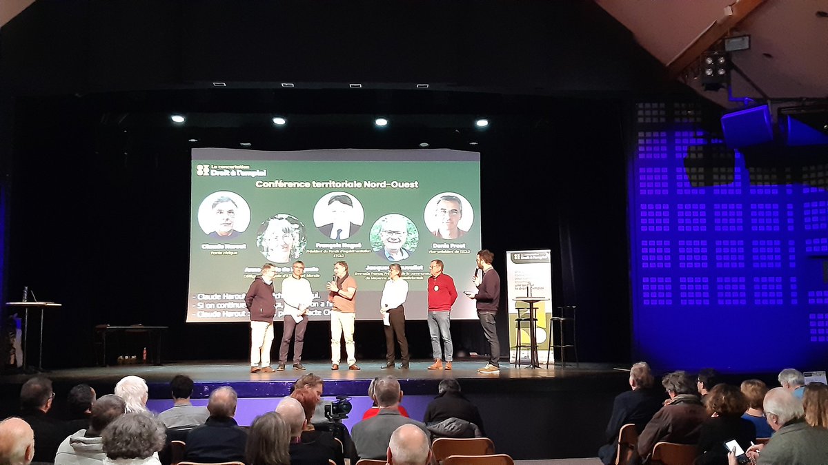ZeroChomeurLD's tweet photo. Première intervention de 5 représentants de réseaux engagés dans la #concertation 💪
@ATDQM @Pacte_civique @emmaus_france #TZCLD #ETCLD https://t.co/1v5WIUKfOq