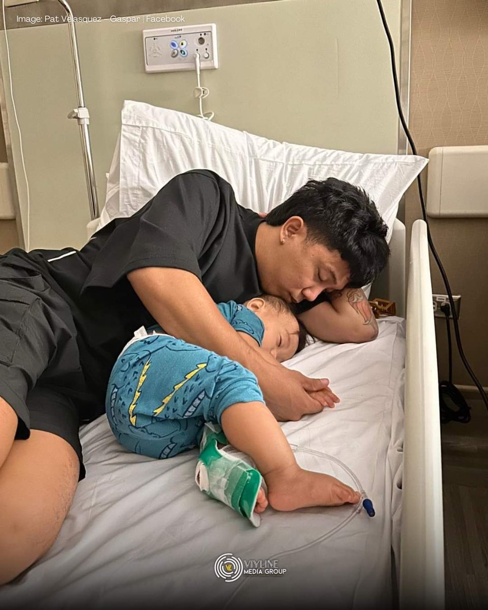 VL_MediaGroup's tweet photo. "Thank you, Lord! Magaling na ang baby namin." 🥺💕
Mommy Pat Gaspar, masayang ibinahagi na nasa mabuting lagay na ang kalusugan ni Baby Isla matapos itong ma-ospital kamakailan lang.
📸 Pat Gaspar | Facebook
#PatGaspar #IslaBoy #BossKeng #TeamPayaman #VIYLineMediaGroup https://t.co/etawSDt8nD