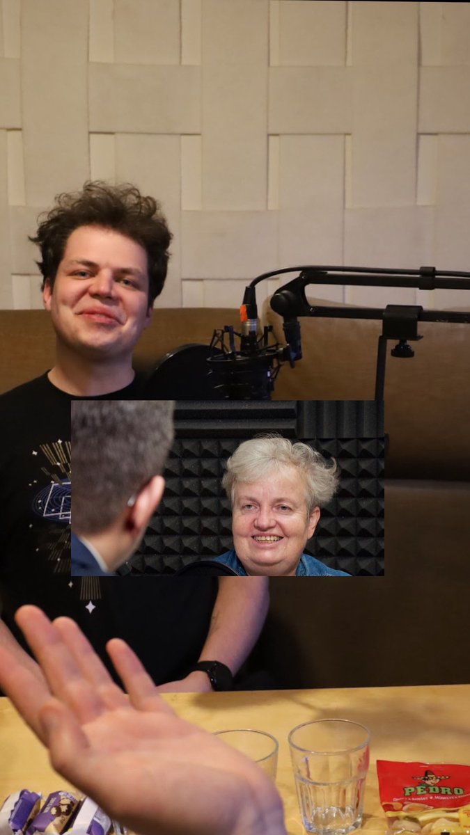 Pod čepicí (@podcepicipodcas) on Twitter photo Dneska vydáme (výjimečně rychle) nový díl 🎙️
Řada z vás tipovala, že to bude s <a href="/DrabovaDana/">Dana Drábová #KeepCalmAndCarryOn</a>.
Vašim tipům rozumíme 😬
Díky <a href="/Adam_Jaros_/">Adam Jaroš</a> za super povídání!
Moderovali <a href="/KristinaHaken/">Kristina Hakenová</a> a <a href="/TMatecha/">Tadeáš Matěcha</a> Dneska vydáme (výjimečně rychle) nový díl 🎙️
Řada z vás tipovala, že to bude s <a href="/DrabovaDana/">Dana Drábová #KeepCalmAndCarryOn</a>.
Vašim tipům rozumíme 😬
Díky <a href="/Adam_Jaros_/">Adam Jaroš</a> za super povídání!
Moderovali <a href="/KristinaHaken/">Kristina Hakenová</a> a <a href="/TMatecha/">Tadeáš Matěcha</a>