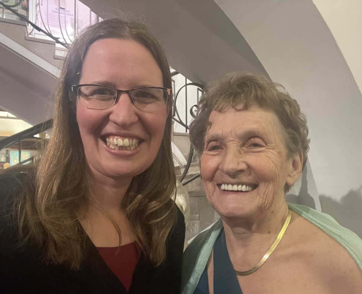 Wonderful to be at Lords last night for the @WisdenAlmanack dinner - and especially great to see the living legend that is Enid Bakewell in attendance 😊
