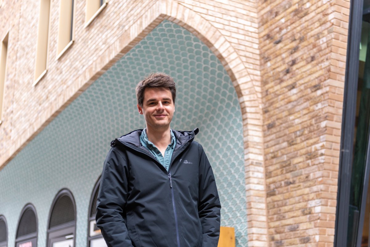 For every architect, there’s one project that stands out as a real career highlight. For Christian Wren, that project is the stunning Ilona Rose House. 
🏗 “Seeing people wander through and stopping to take in the building has been immensely gratifying.”

keystonegroup.co.uk/wp-content/upl…