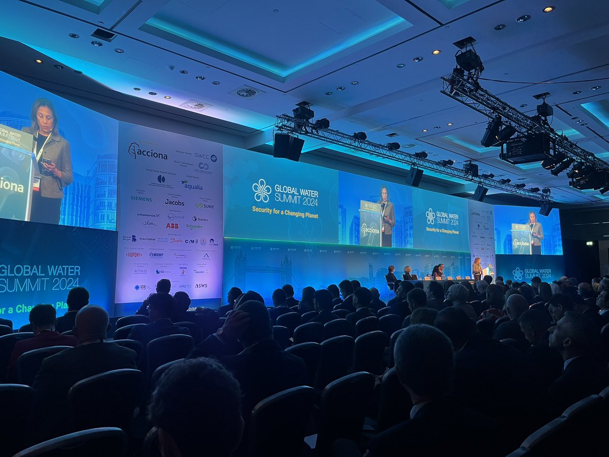 Packed house this week at #GlobalWaterSummit2024 in Londen
Many @WaterAllianceNL members are present of course 
@NXFiltration @NijhuisInd @RHDHV @Vitens #Bluecon 
#innovation #watertech #NL #WTEX10