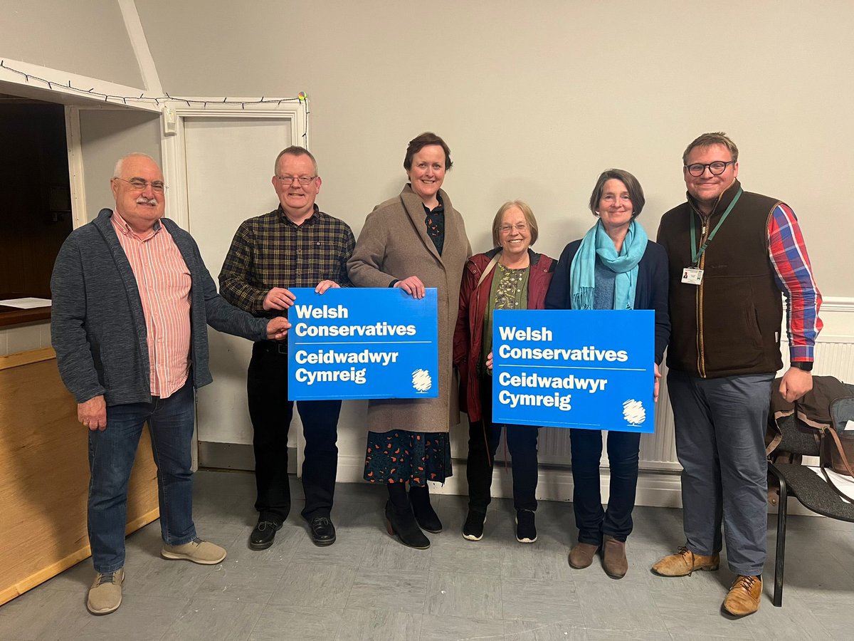 Di Clements tweet media