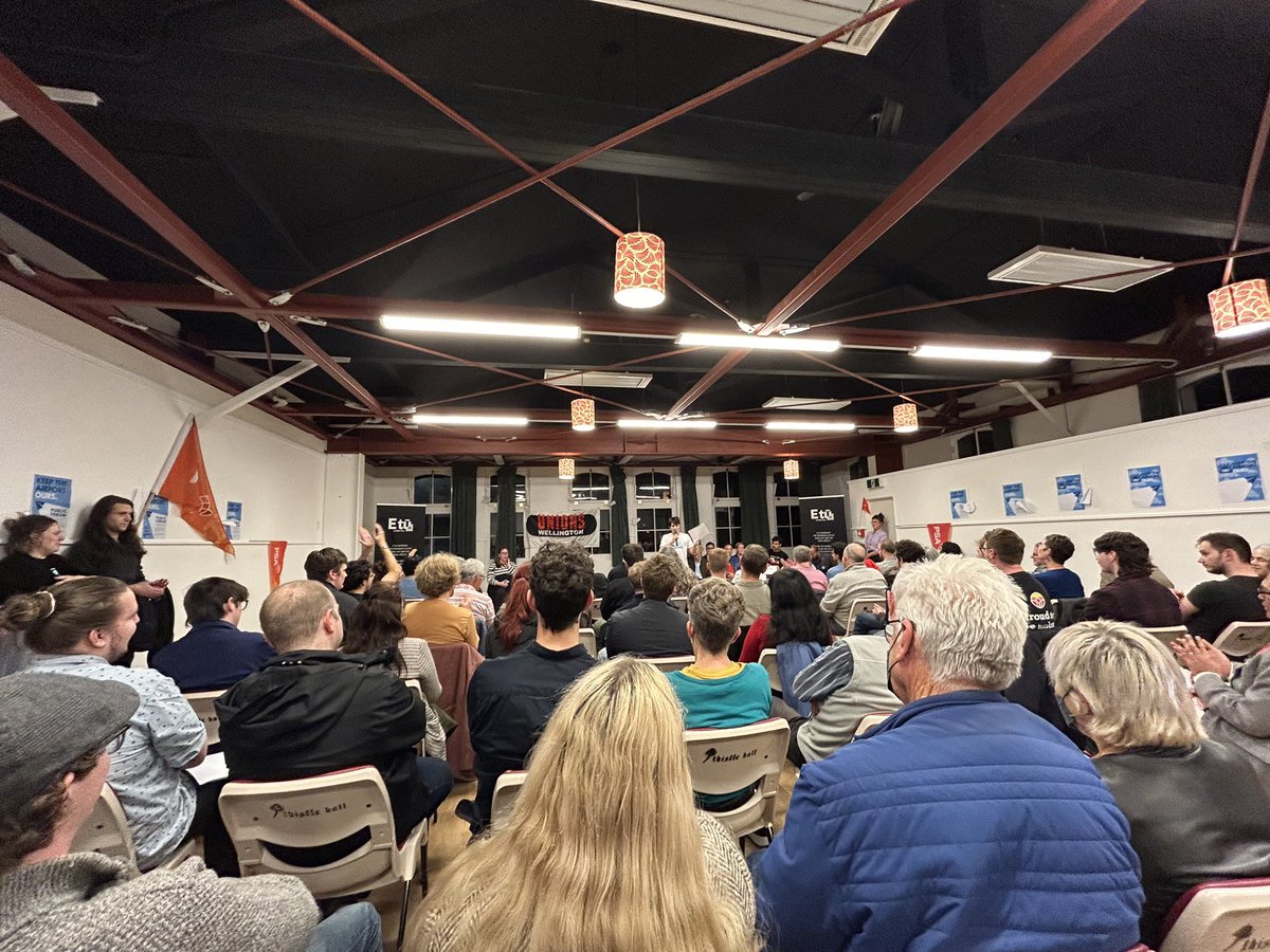 william__bp's tweet photo. Powerful turnout at the @Unions_Welly forum to keep @WgtnCC’s Wellington Airport shares publicly owned.

Great to see in principal support from @nureddin_abd, @RebeccaJEmm, @nikau4poneke, @TeriONeillNZ, @laurie_foon, @grogersxyz &amp; Ray Chung. https://t.co/Yb2fJb70C3
