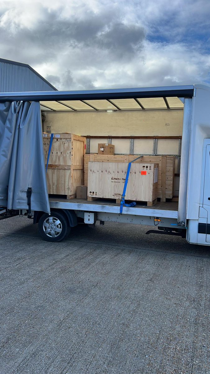 LogisticsSharp's tweet image. Luton is loaded up on its way to Portland this morning! 🚛

#deliverydriver #courier #NextdayDelivery #Nationwide #logistics #dorsetbusiness #hampshirebusiness #bournemouth #poole #christchurch #april2024 #portsmouth #portland #Luton